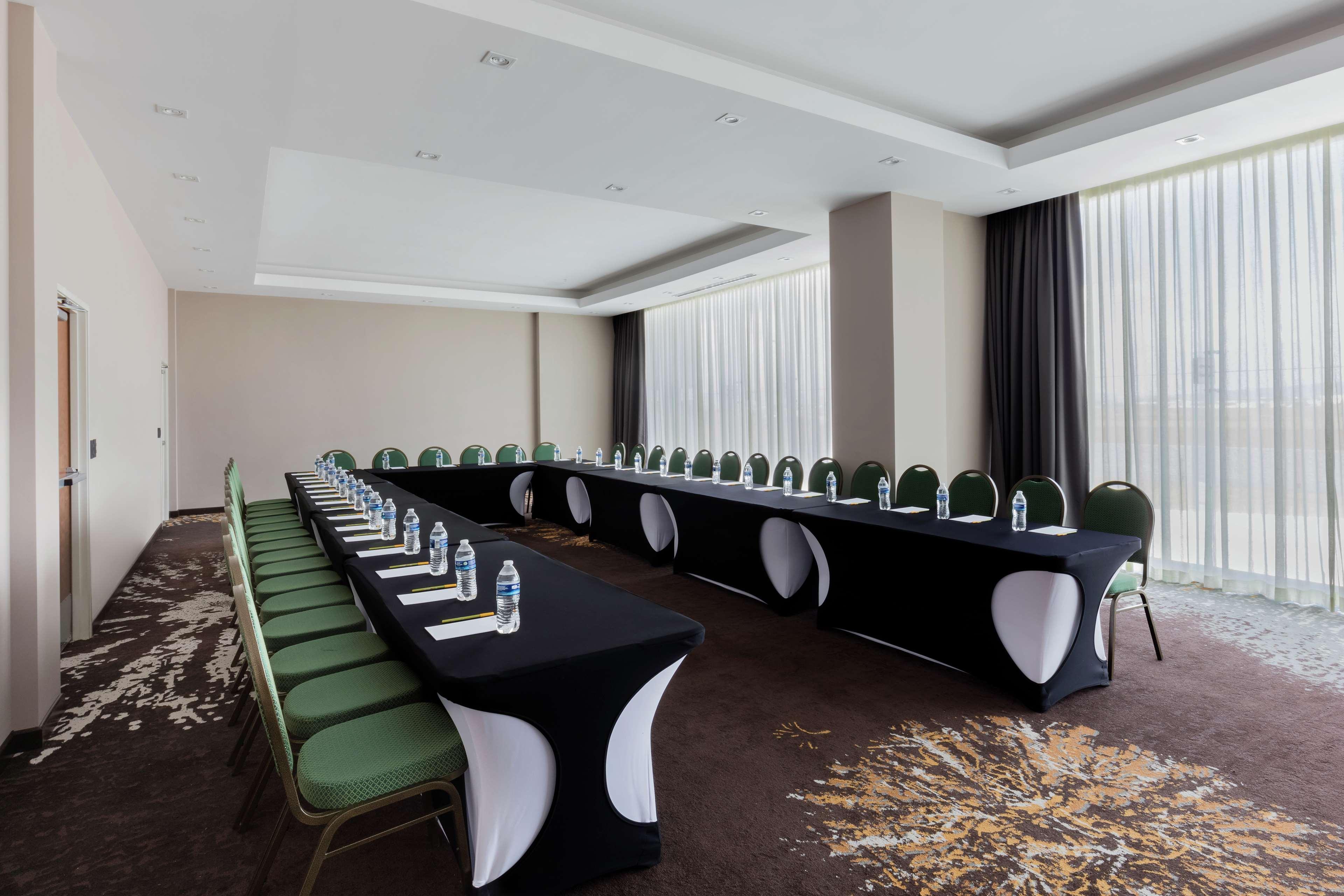 Hilton Garden Inn Salamanca Esterno foto