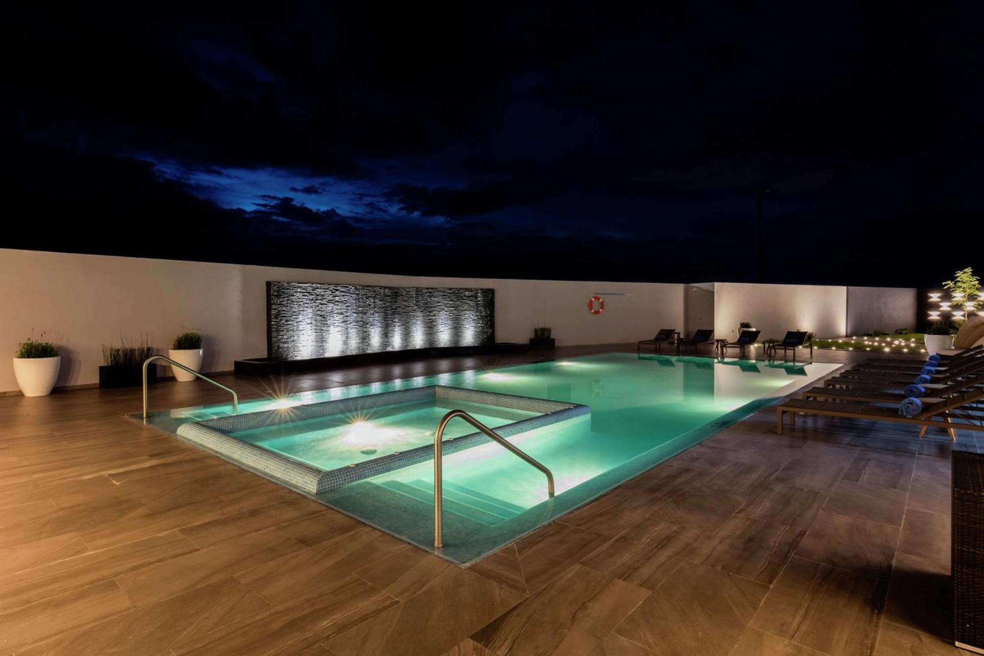 Hilton Garden Inn Salamanca Esterno foto